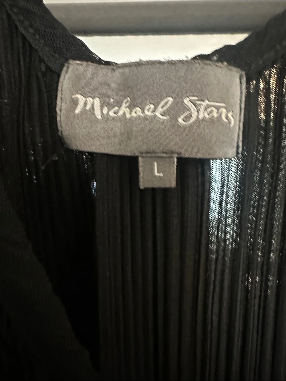 Michael Stars Black Pleated V-Neck Tank with Ruffle Hem - Picture 3 of 3